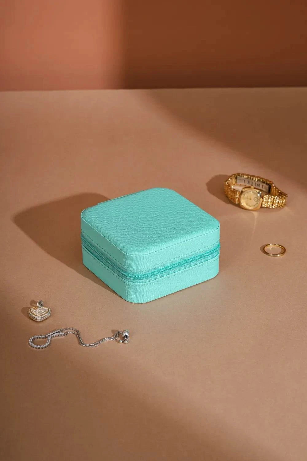 48589c5b-e5f5-4768-afd3-f4502a68ce51-Max