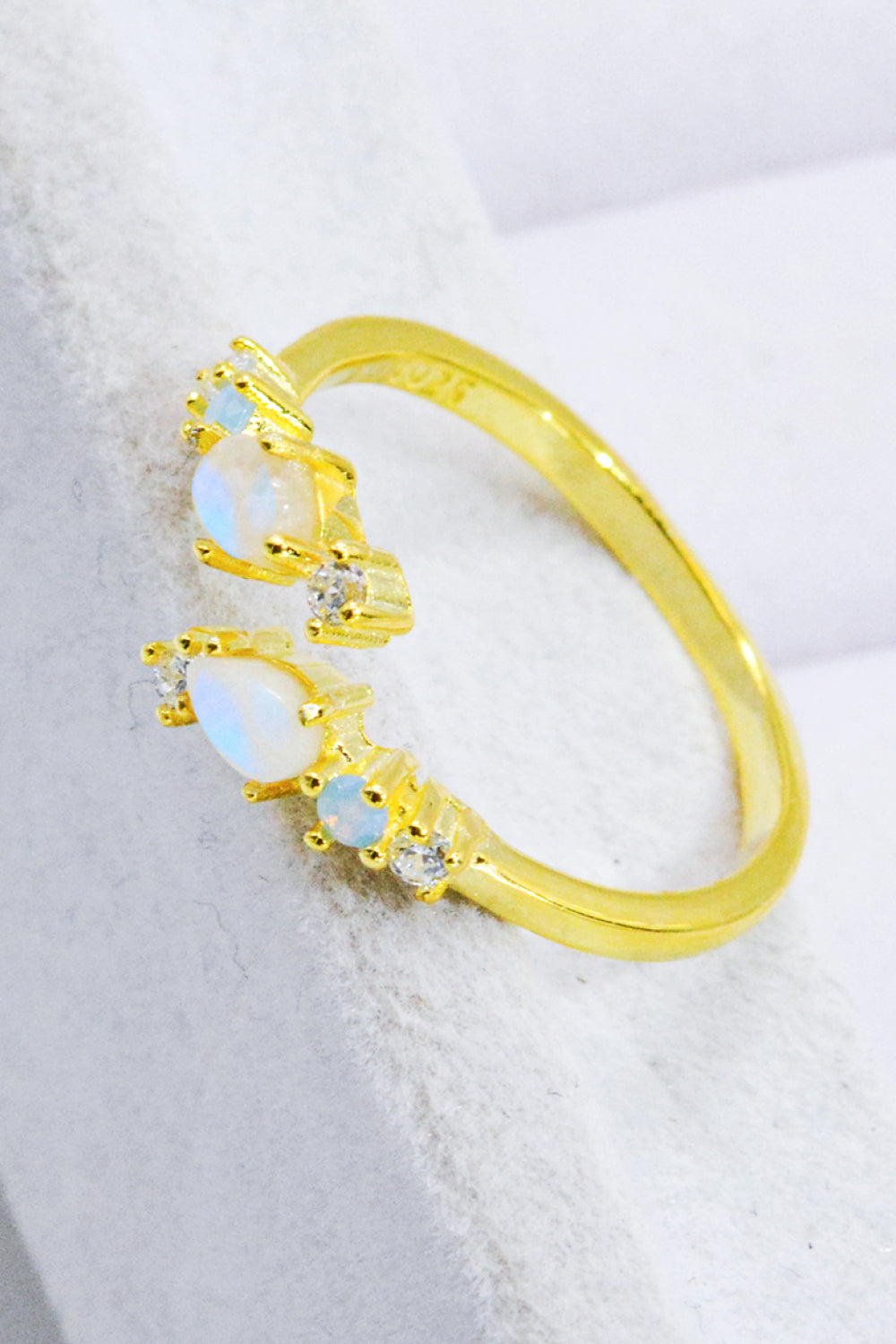 a7990706be904149b70c3a983854a216-Max